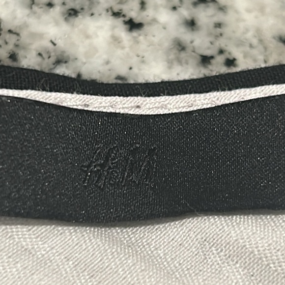 H&M size 32 skinny fit men’s dress pants black - Picture 2 of 10